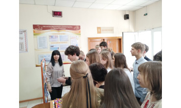 Пізнавальна літературна вікторина «Назвіть авторів книг-ювілярів – 2026»