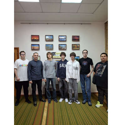 Знайомство з виставкою Олександра Різника триває Знайомство з виставкою Олександра Різника триває